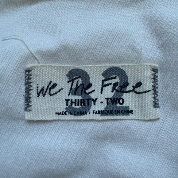 Free People Venice Beach Flare in Worn White, Size 32 - Picture 10 of 12